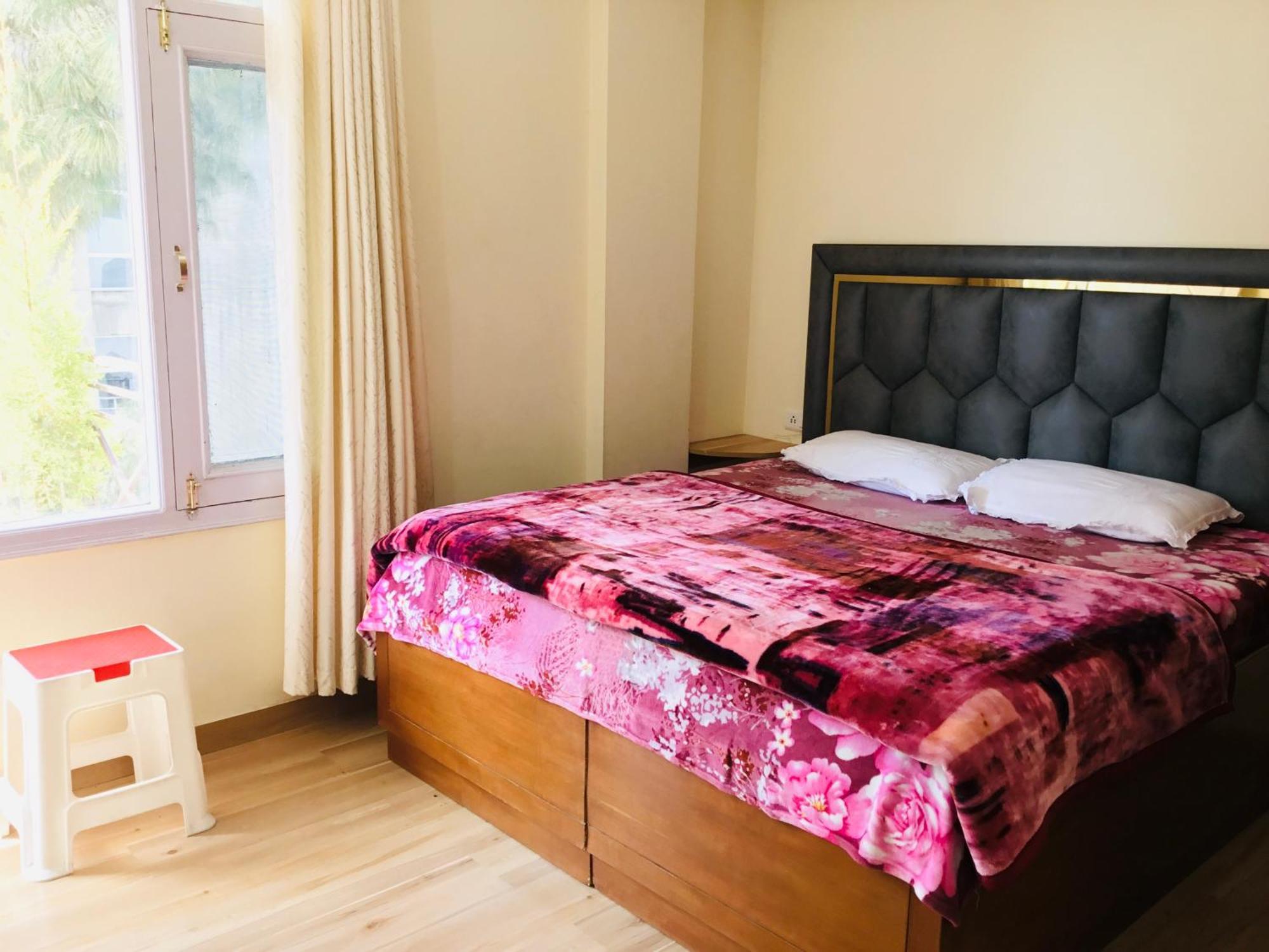 Shimla Vibes B & B Free Pick & Drop From Isbt Шімла Екстер'єр фото